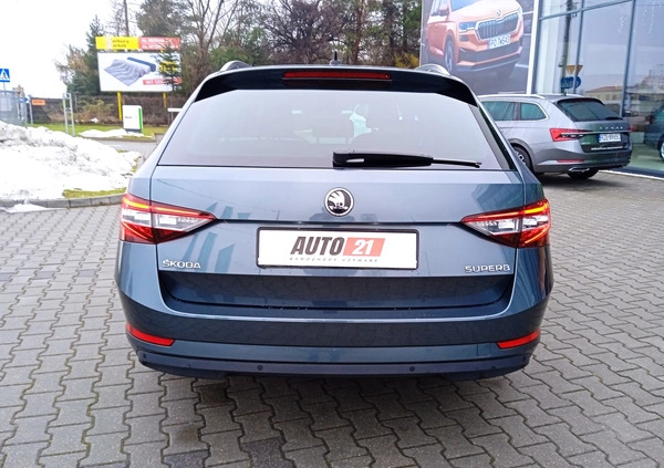 Skoda Superb cena 89900 przebieg: 108735, rok produkcji 2019 z Łeba małe 407